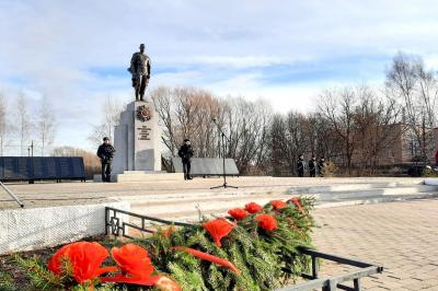 В Новомичуринске торжественно открыли памятник защитникам Отечества